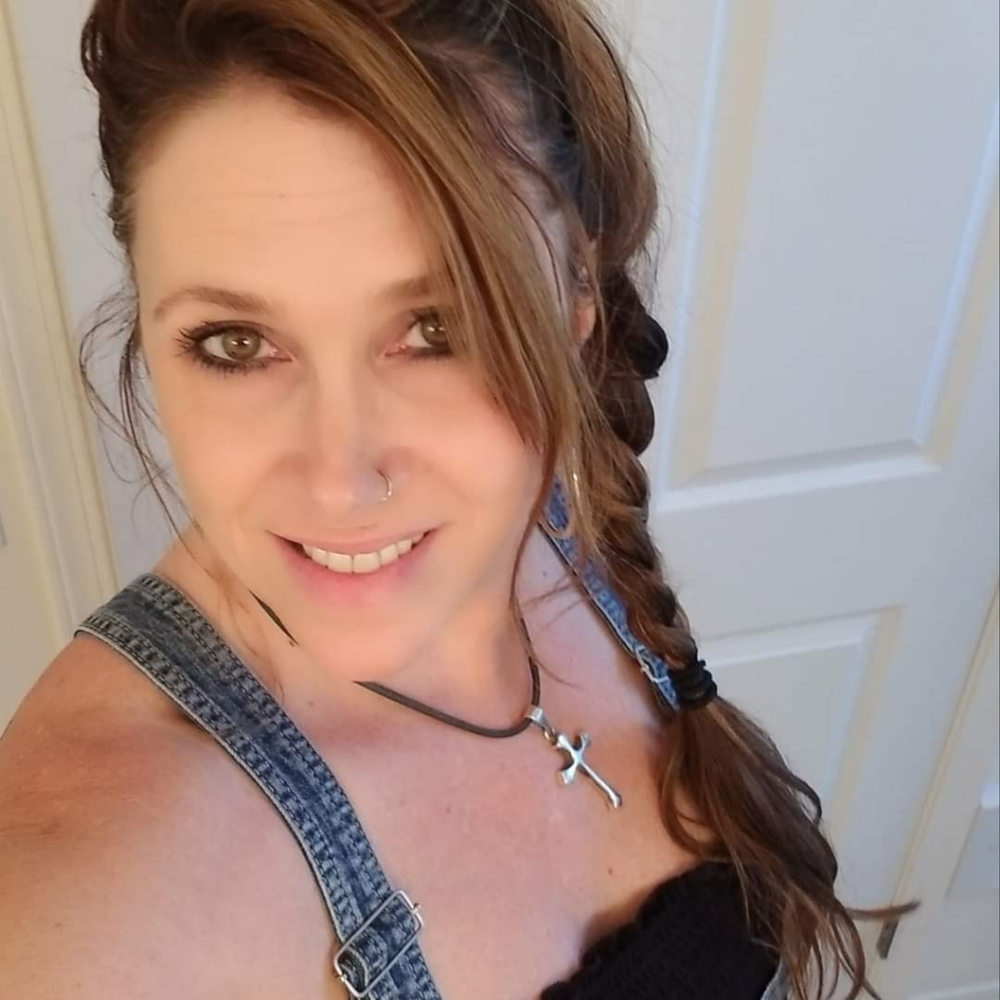 Meet your Posher, Tana